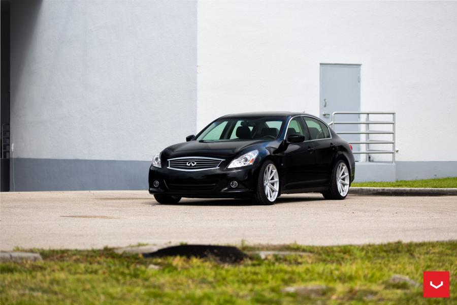 Infiniti G37 on Vossen Wheels (VFS10) '2017